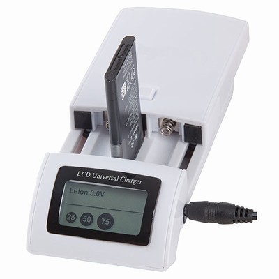 Li-Ion, Ni-Cd, Ni-MH Universal Charger with LCD