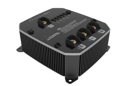 Dual Battery Charger 9-32v 50 Amp DC-DC Charger with 500A Shunt