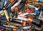 AA AAA C D 9v batteries